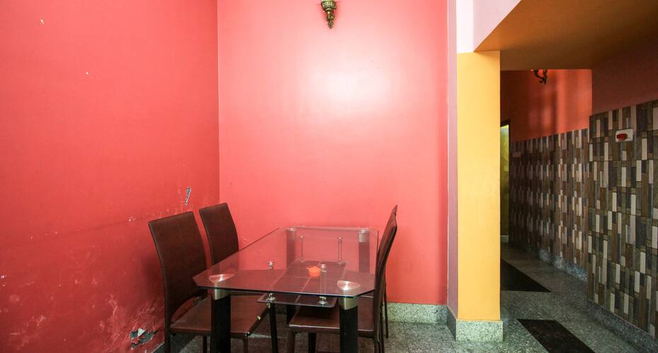 Ashiyana Guest House AL 211, Kolkata 4